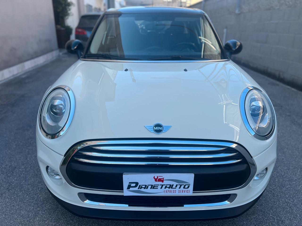 Mini One D 1.5 d 95CV 5PT Business OK NEOPAT. LED/TEL. PERF.