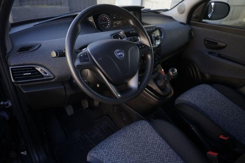 Lancia Ypsilon Lancia Ypsilon 1.0 FireFly 70cv Hybrid ALBERTA FERRETTI 51KW ANNO 2022