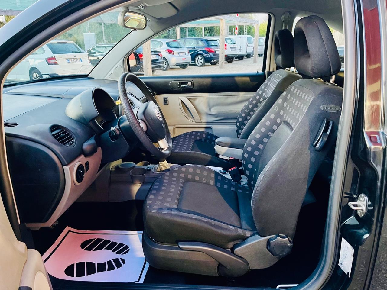 Volkswagen New Beetle 1.6