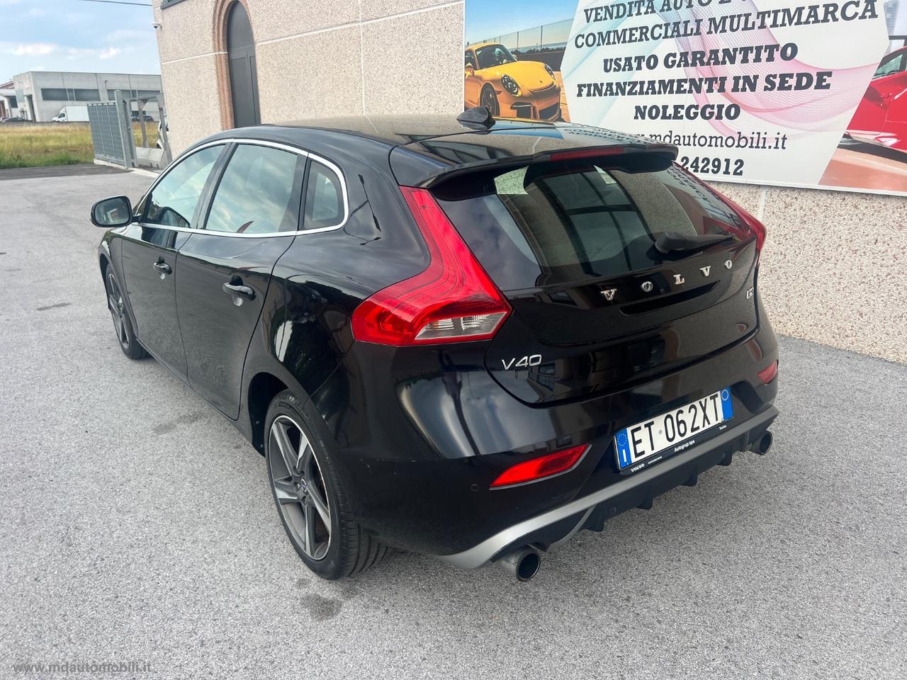 VOLVO V40 D2 1.6 R-design CERCHI 18