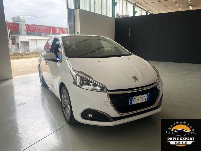 Peugeot 208 Allure PureTech 82cv