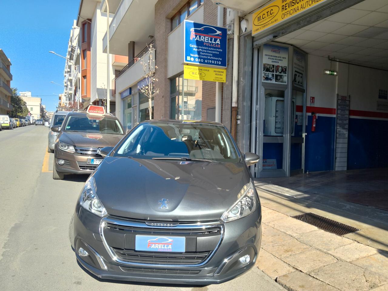 Peugeot 208 PureTech 82 5 porte Allure