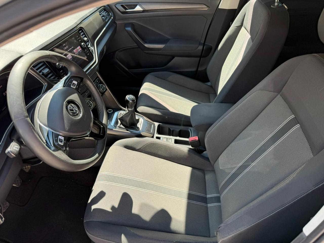 Volkswagen T-Roc 1.0 TSI 115 CV StBlueMotion Gancio di Traino