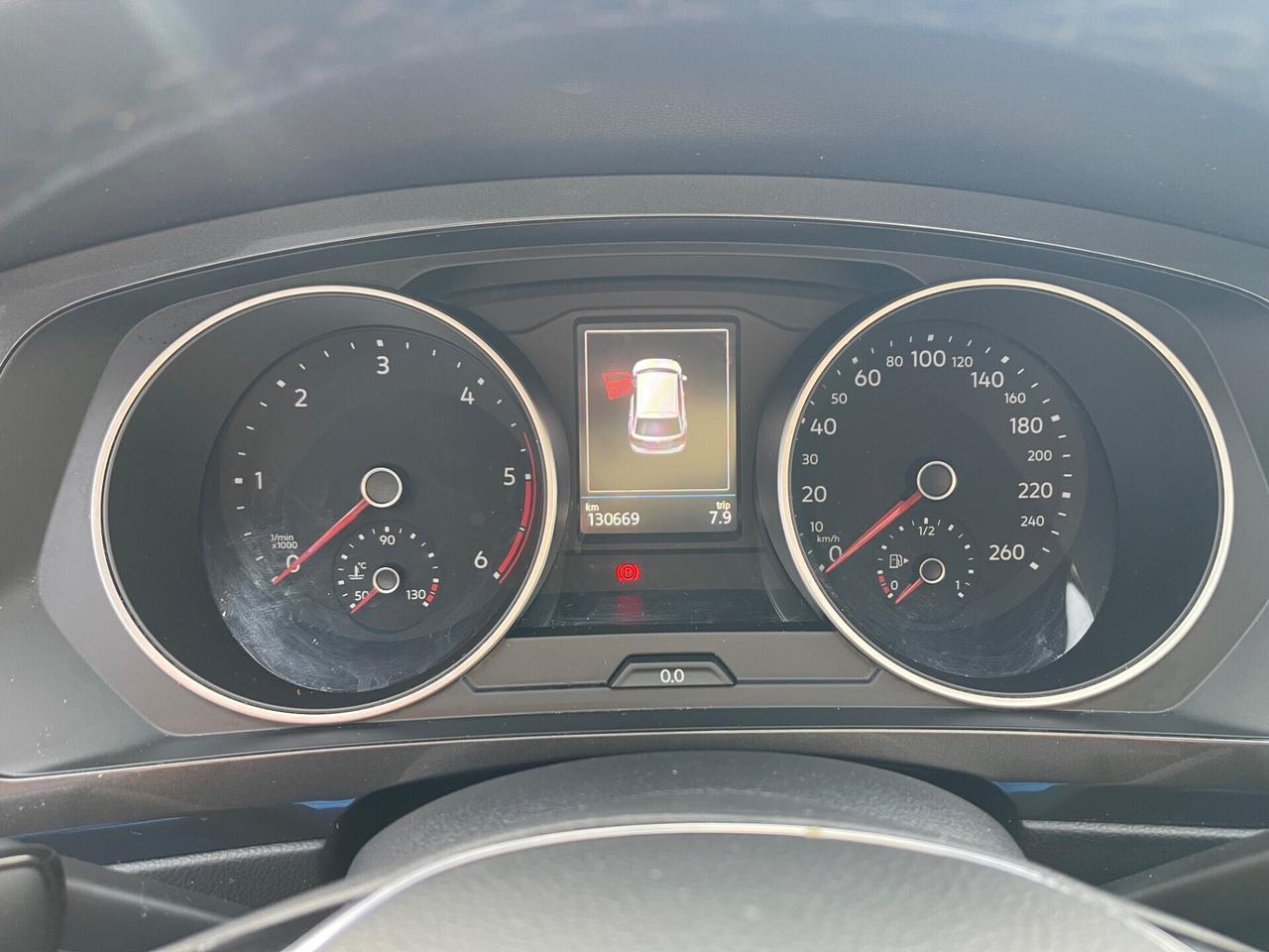 Volkswagen Tiguan 2.0 TDI SCR DSG Business BlueMotion Technology