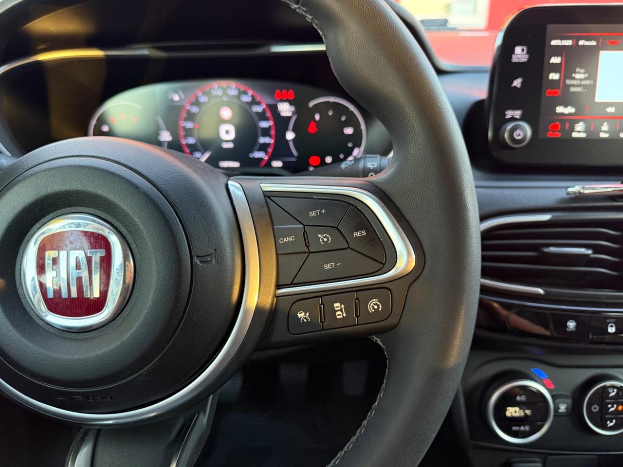 Fiat Tipo 1.6 Mjt S&S 5 porte Cross