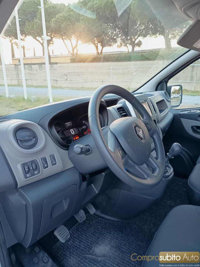 RENAULT Trafic T27 1.6 dCi 120CV + IVA 22%
