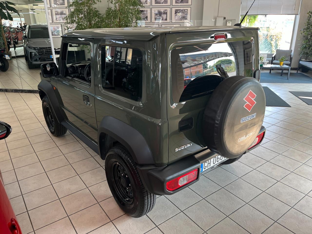 Suzuki Jimny 1.5 5MT PRO - 29.800 km