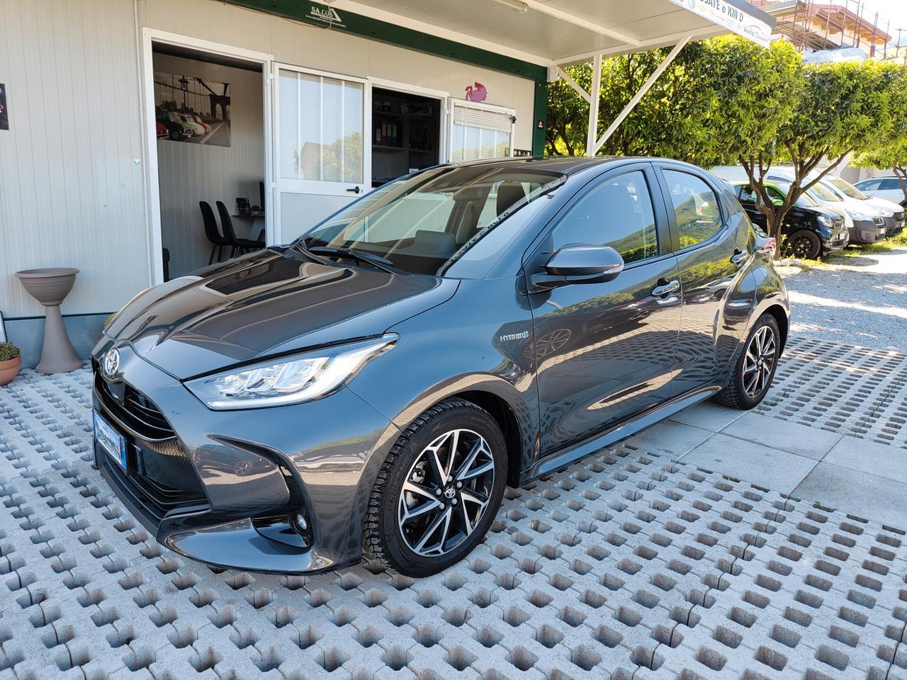 Toyota Yaris 1.5 Hybrid 5 porte Lounge
