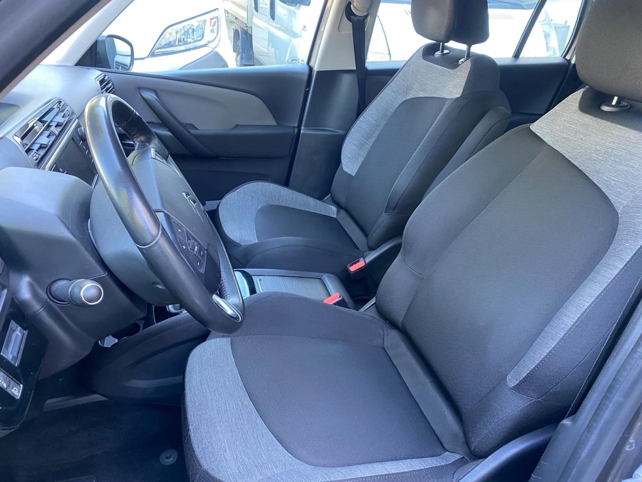 Grand C4 SpaceTourer BlueHDi 130 S&S Feel