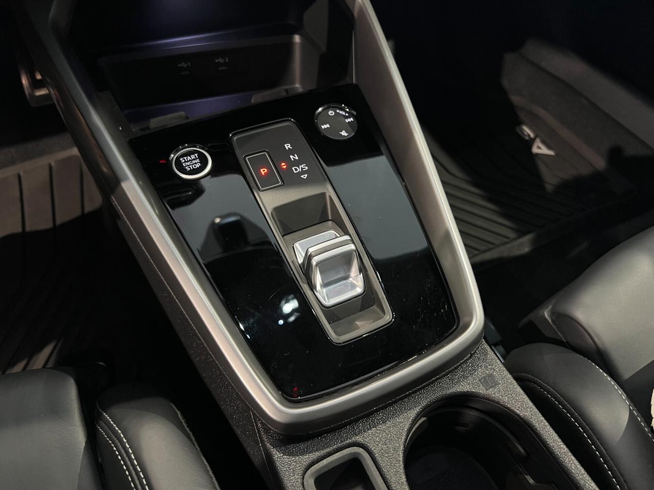 Audi A3 SPB 35 TDI S tronic Identity Black FULL