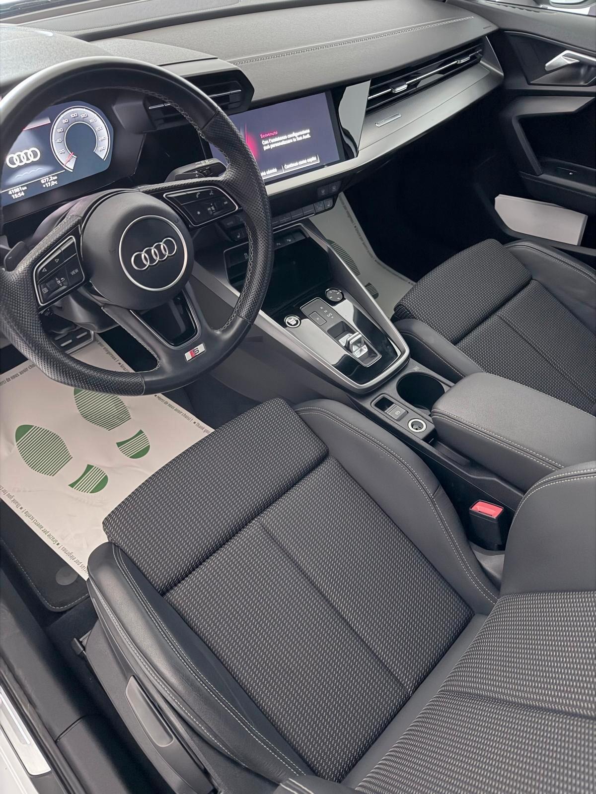 Audi A3 35 TFSI S tronic S line edition