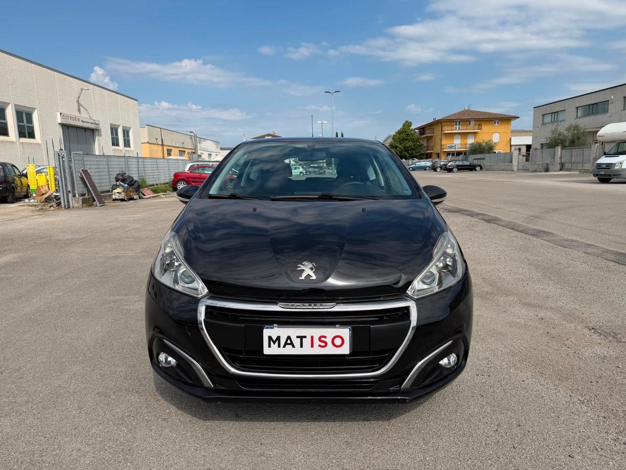 Peugeot 208 PureTech 82 Allure 120000 km