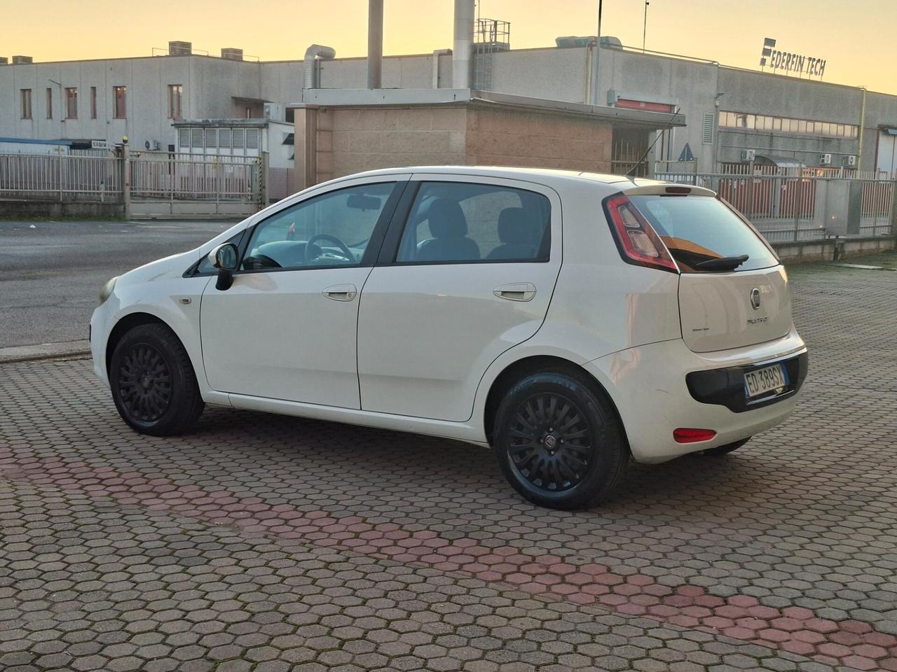 Fiat Punto Evo 1.2 Dynamic *EURO 5A*