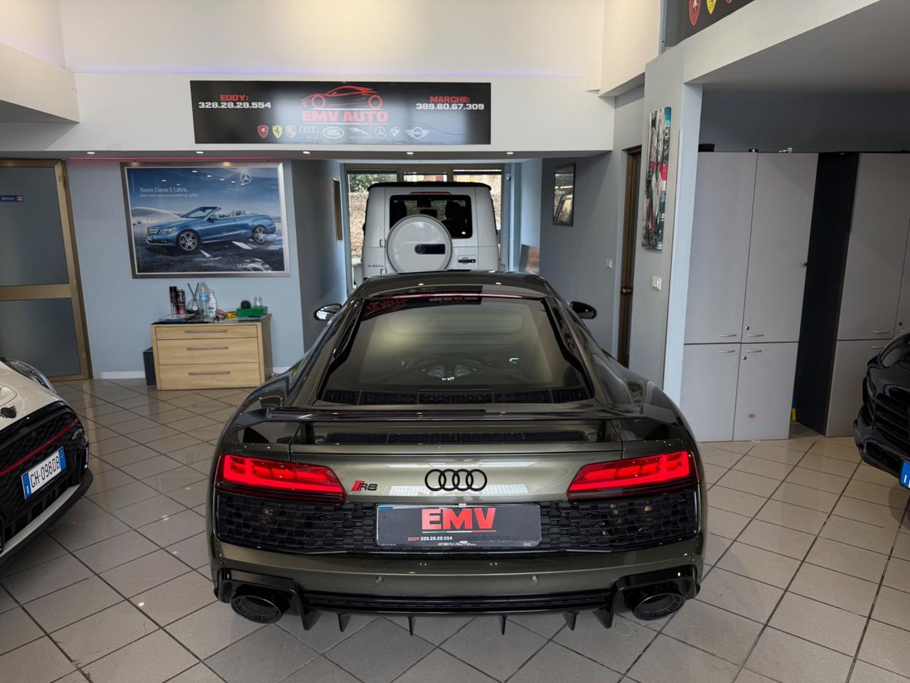 Audi R8 Coupe V10 quattro S tronic performance (456 kw)