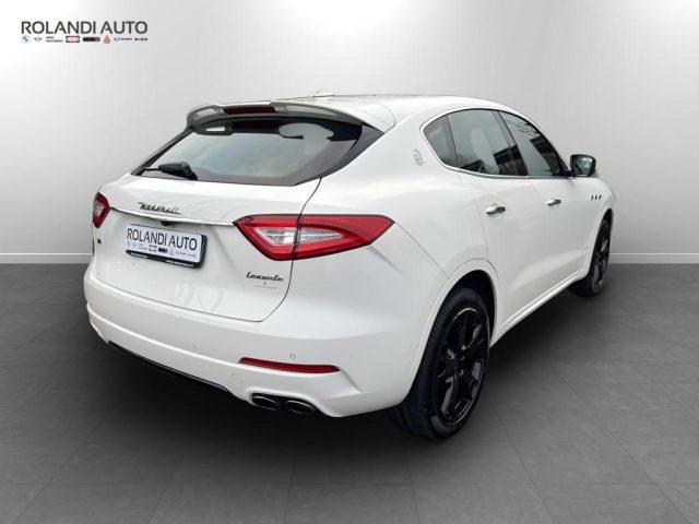 MASERATI Levante 3.0 V6 Gransport 250cv auto