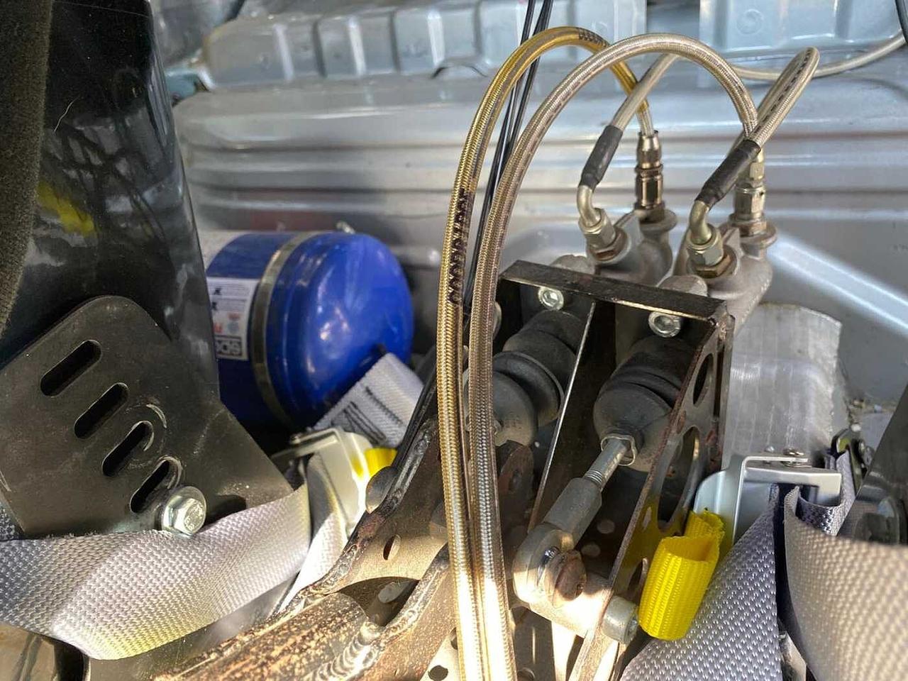 Suzuki Swift 1.6 RALLY RACING START