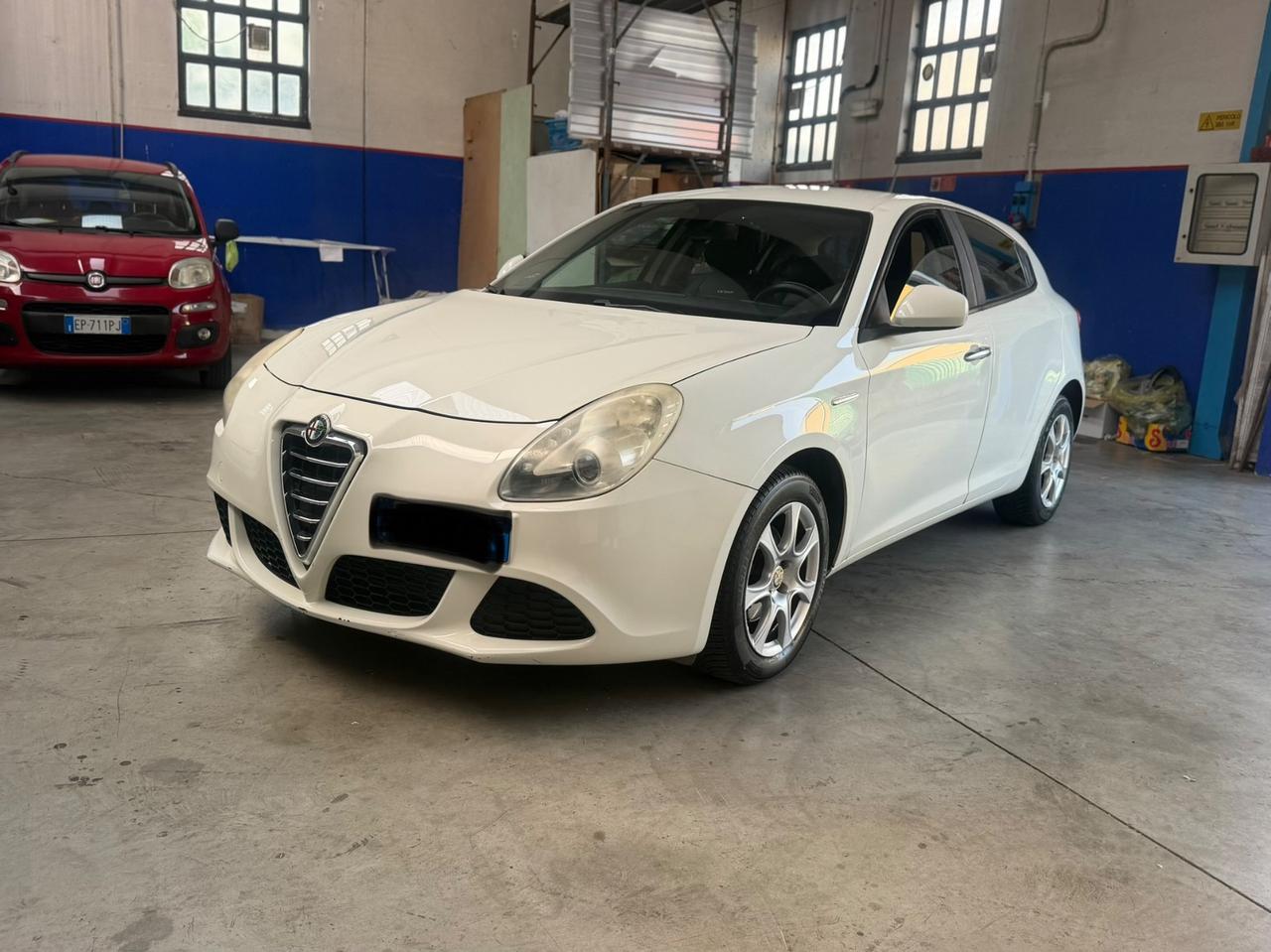 Alfa Romeo Giulietta 1.6 JTDm-2 105 CV Progression