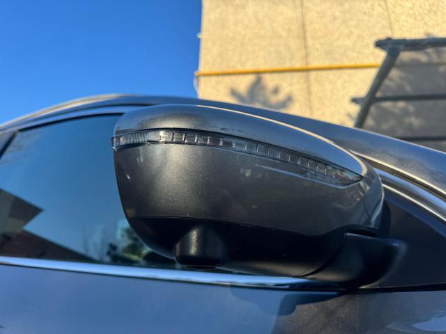 NISSAN Qashqai 1.5 dCi Tekna 110CV NAVI+RETR.