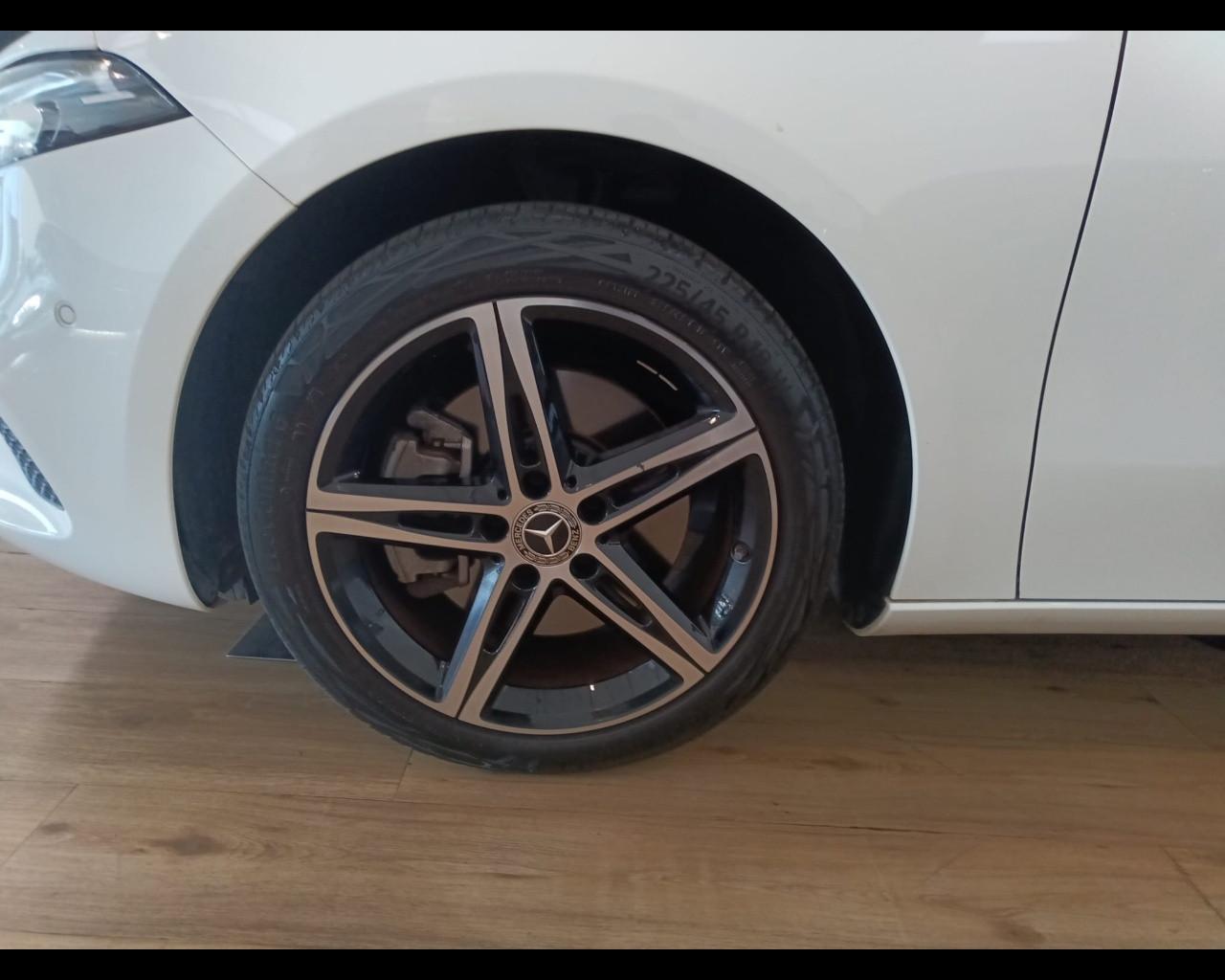 Mercedes-Benz Classe A - W177 2018 - A 250 e phev (eq-power) Sport auto
