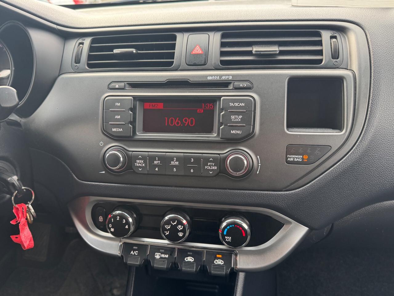 Kia Rio 1.2 CVVT 2012