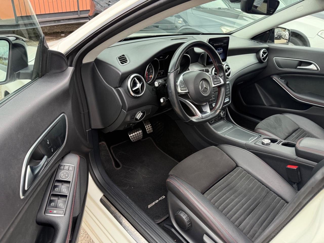 Mercedes CLA 200d 140CV AMG Panoramico AUTOM.EU6