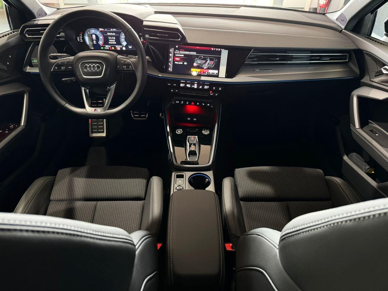 Audi A3 SPB 35 TDI S tronic Line Edition *NERO PLUS - TETTO - 19"*