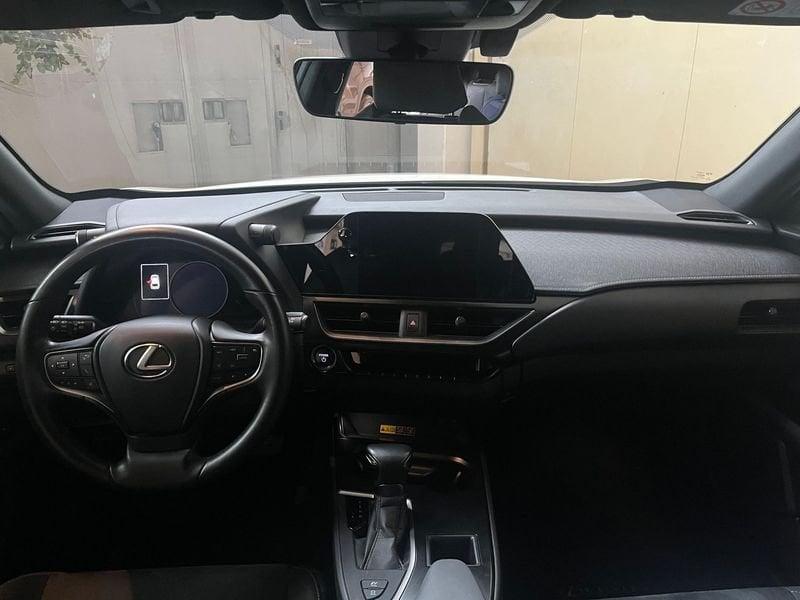 Lexus UX UX 250 Hybrid Urban