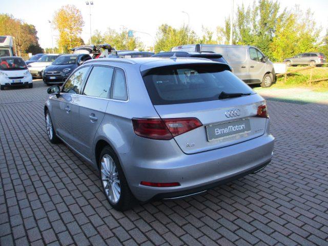 AUDI A3 SPB 1.4 TFSI S tronic g-tron Ambition