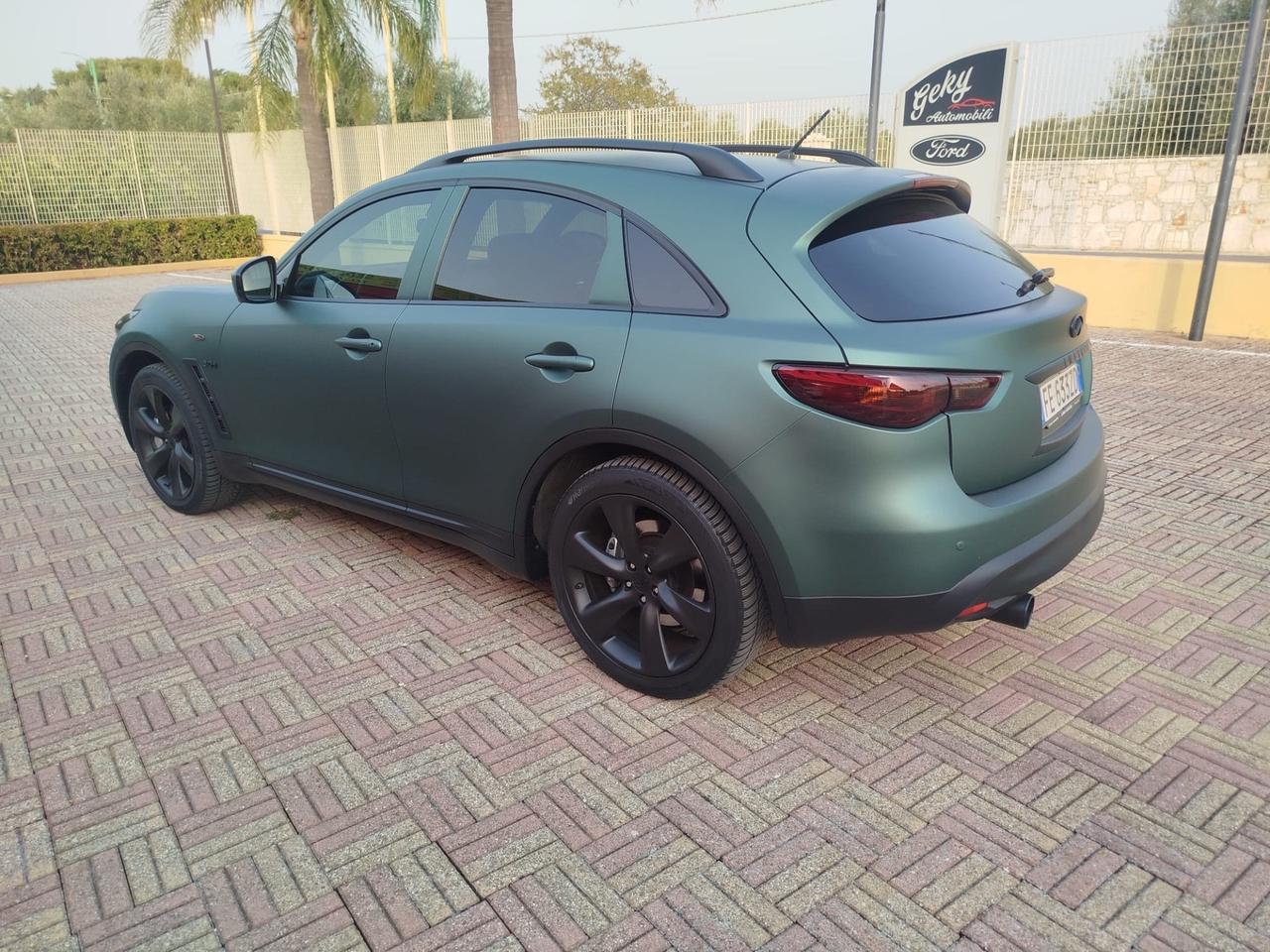 Infiniti QX70 3.0 diesel V6 AT S Premium