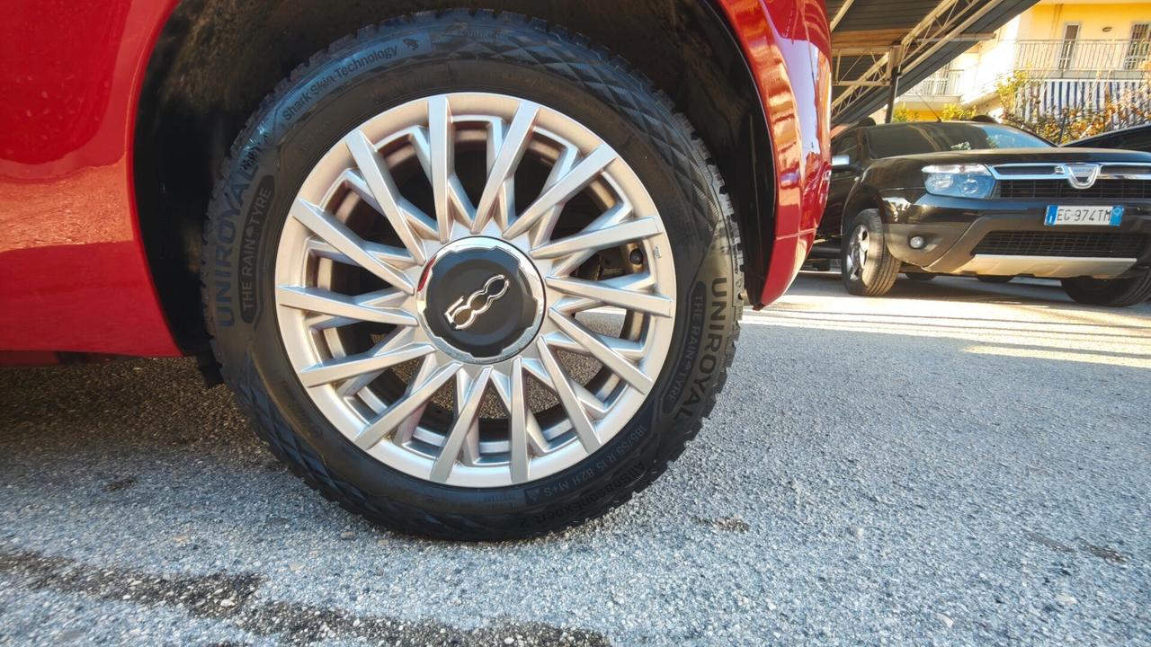 Fiat 500 1.0 Hybrid Star perfetta pari a nuova bi colore