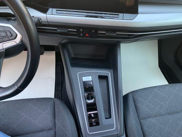 VOLKSWAGEN Golf 1.0 eTSI EVO DSG Life