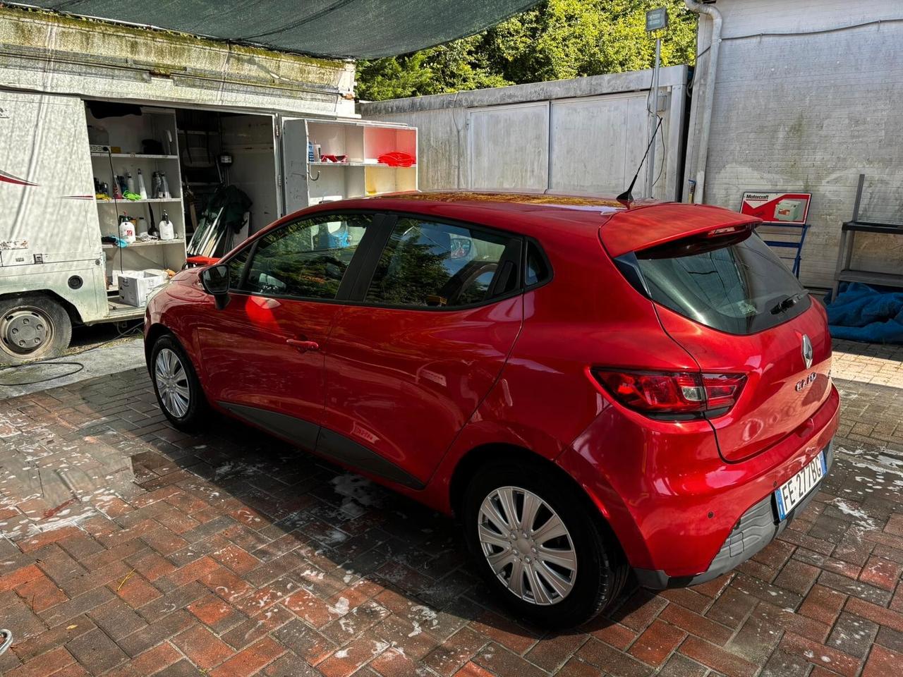 Renault Clio dCi 8V 75CV Start&Stop 5 porte Energy Zen GUIDABILE DA NEOPATENTATI PERMUTABILE