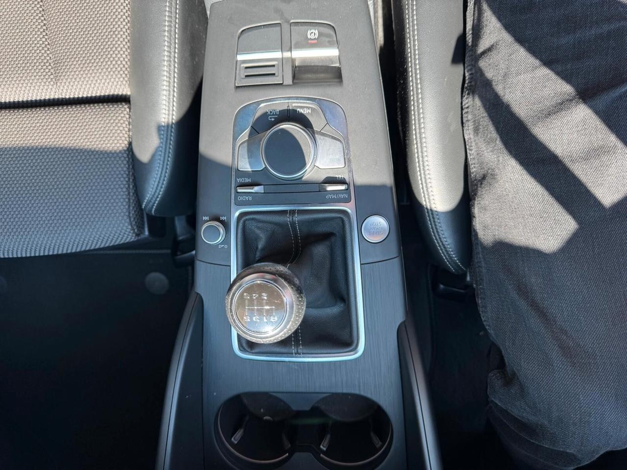 Audi A3 SPB 30 TDI S-LINE