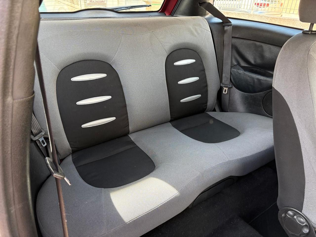 Lancia Ypsilon 1.2 Silver 69CV
