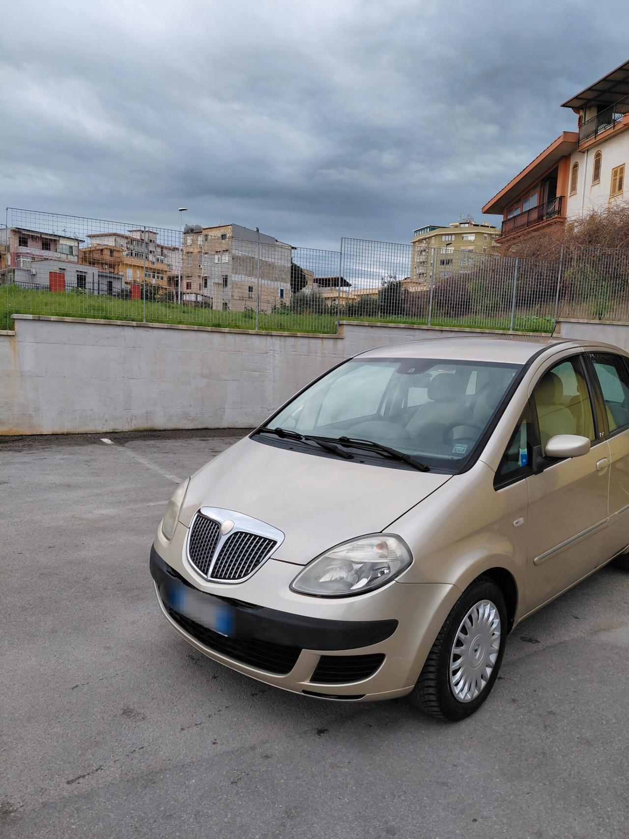Lancia MUSA 1.9 Multijet Platino Plus