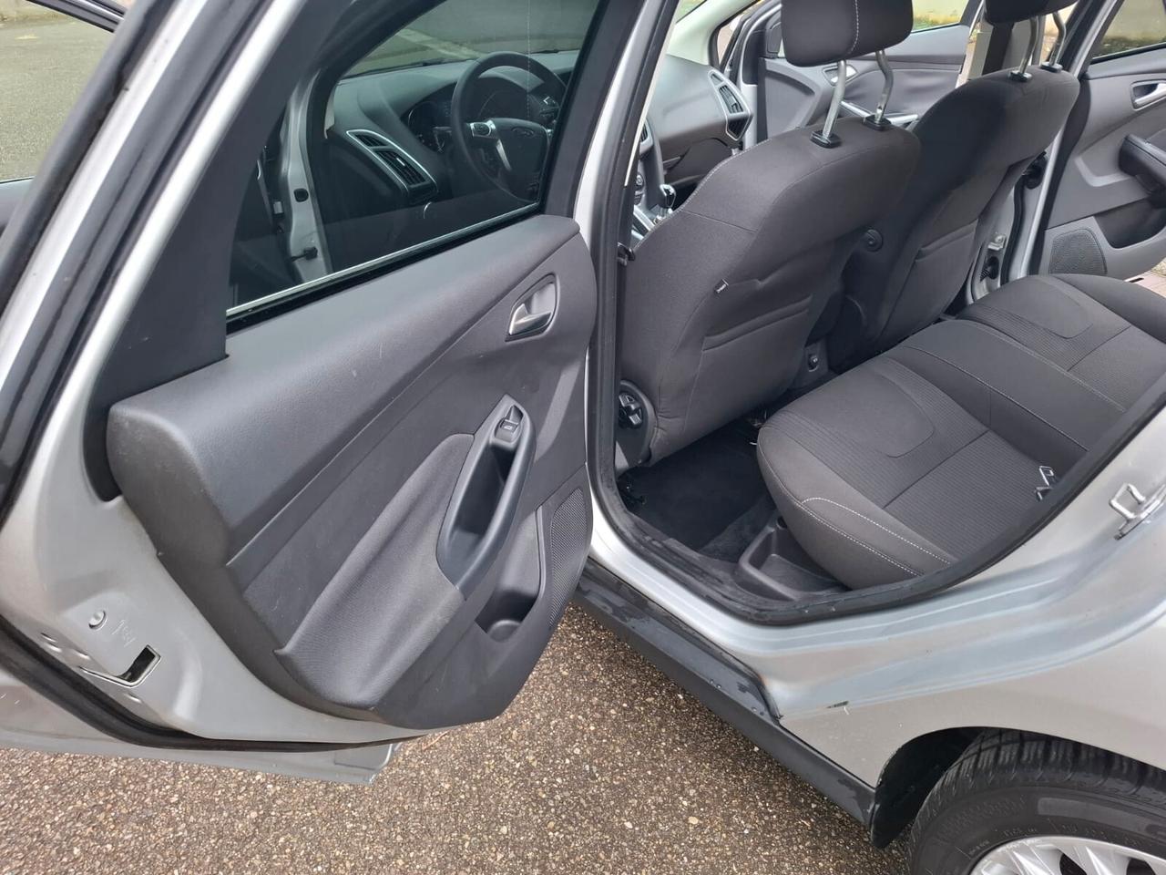 Ford Focus 1.6 TDCi SW 2011 SOLO 137.000 KM