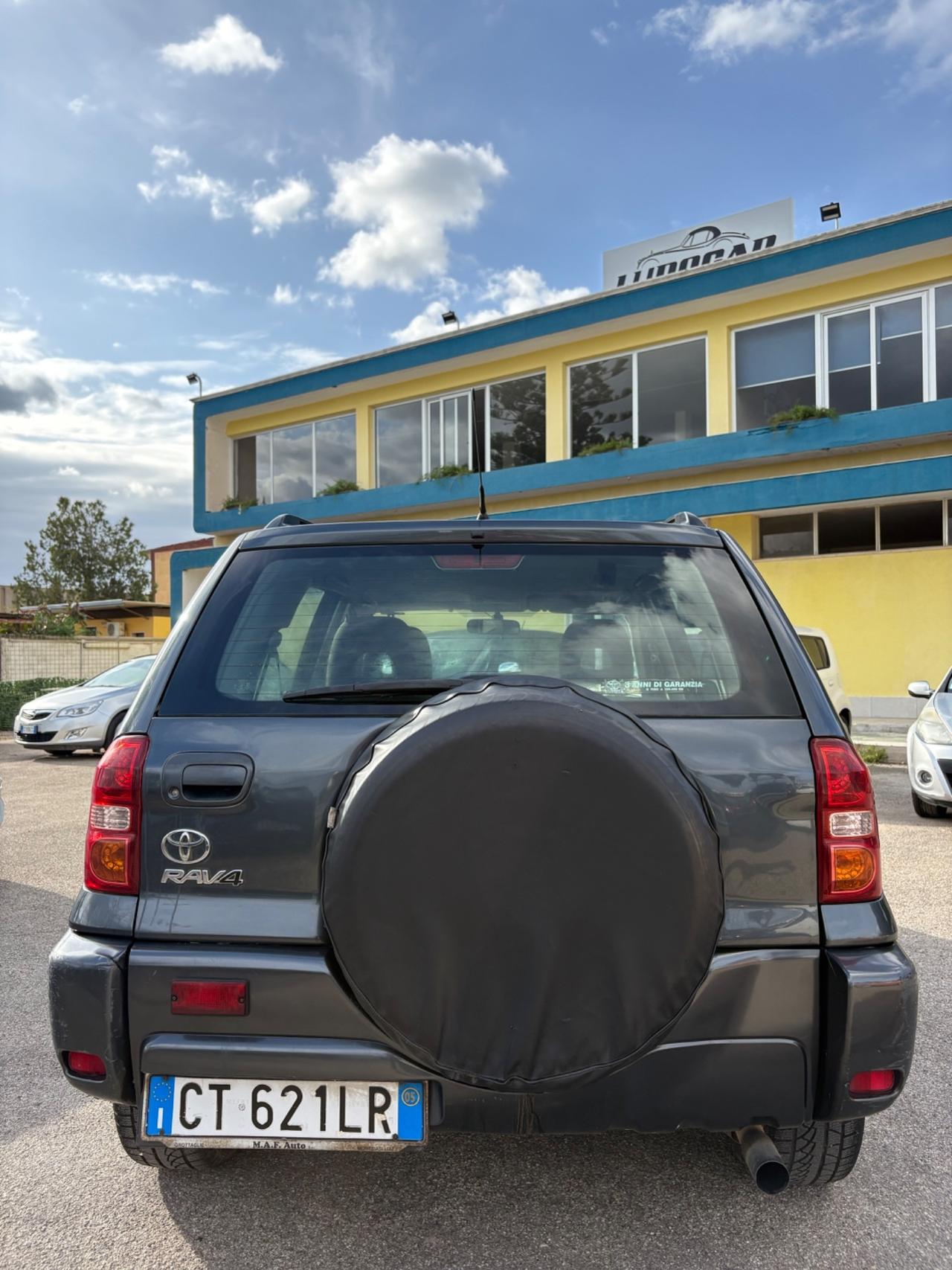 Toyota RAV 4 RAV4.com 2.0 Tdi D-4D cat 5 porte Sol