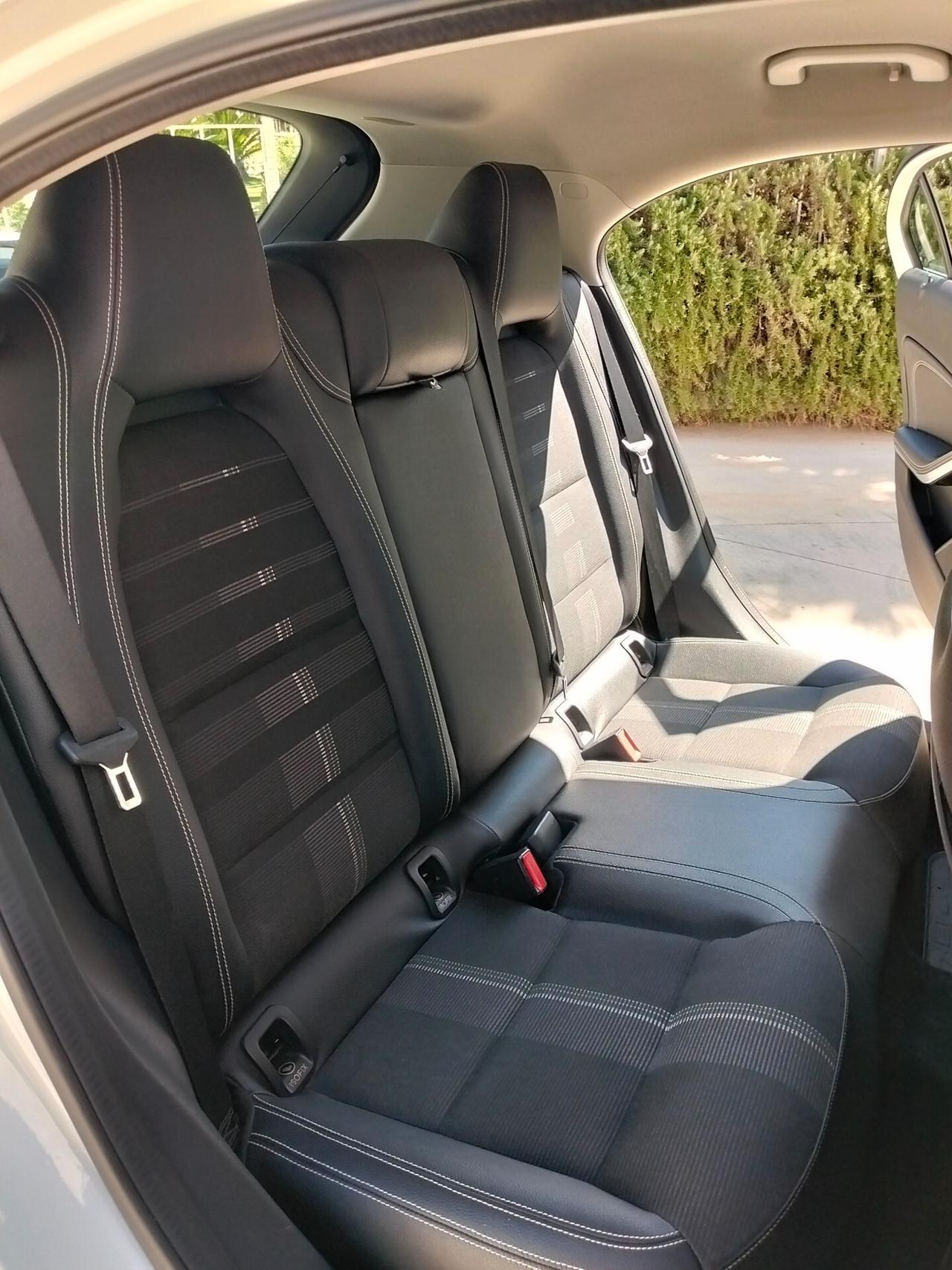 Mercedes-benz A 180 d Premium