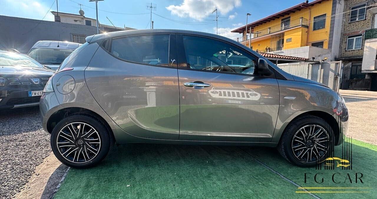 Lancia Ypsilon 1.2 69 CV 5 porte Platinum 02/2018
