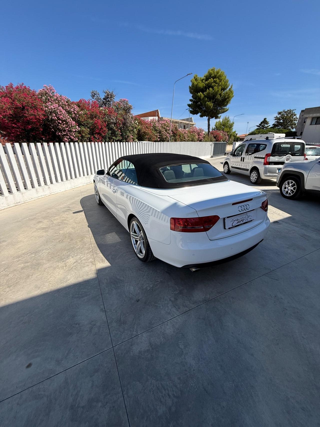 Audi A5 Cabrio 2.7 TDI F.AP. Ambiente