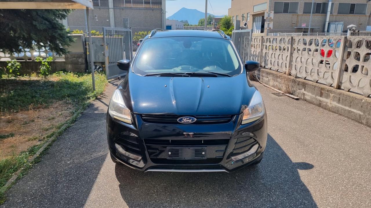 Ford Kuga 2.0 TDCI 150 CV S&S 4WD Powershift Titanium