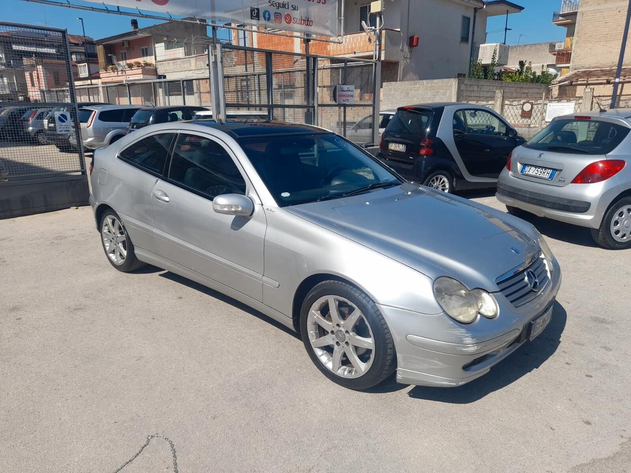Mercedes-benz C 220 2.2Diesel(PRIVATO)-2001