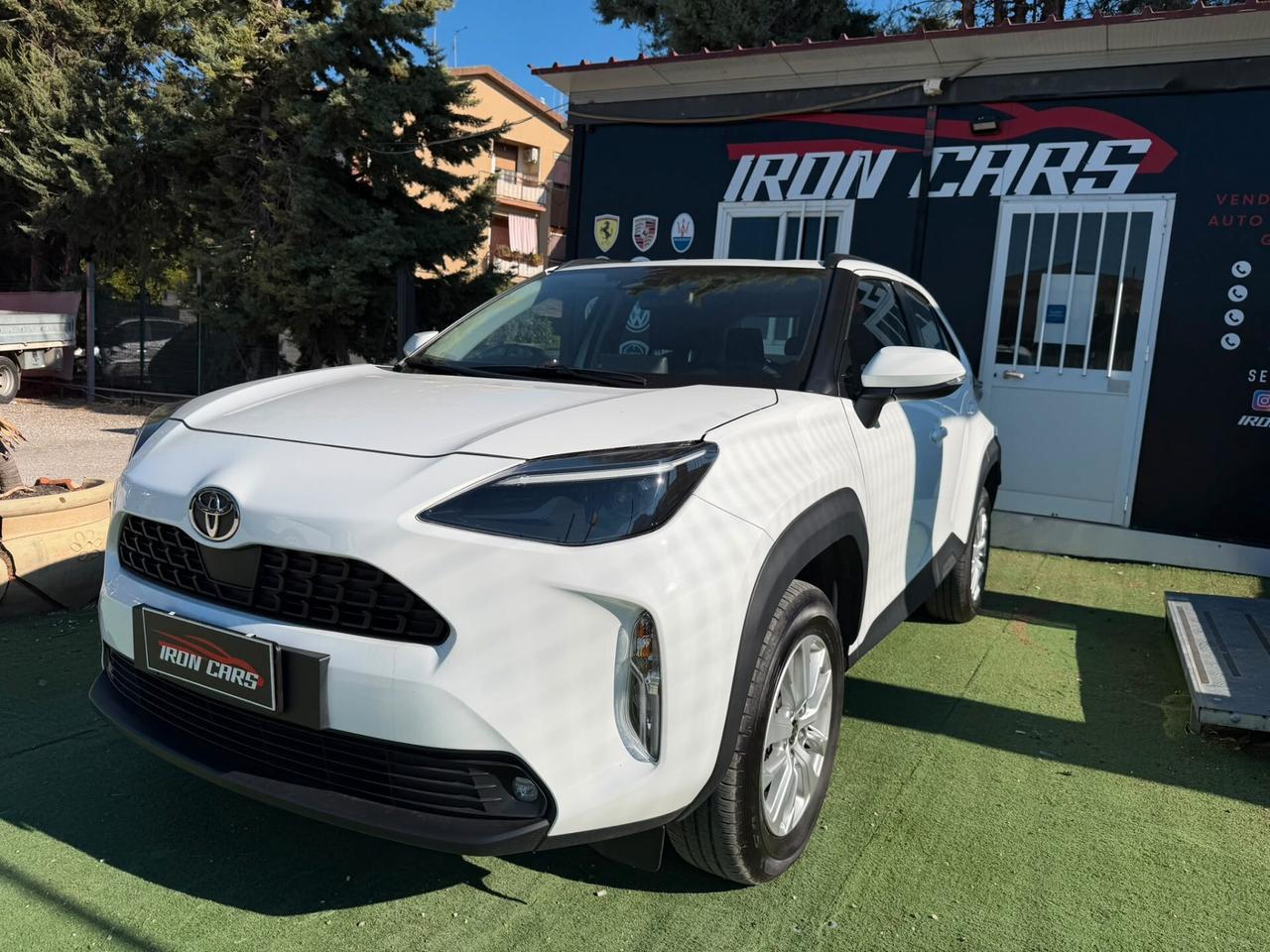 Toyota Yaris Cross AUTO USATA IN PERFETTO ORDINE GENERALE Siamo a disposizione per qualsiasi prova previo appuntamento.