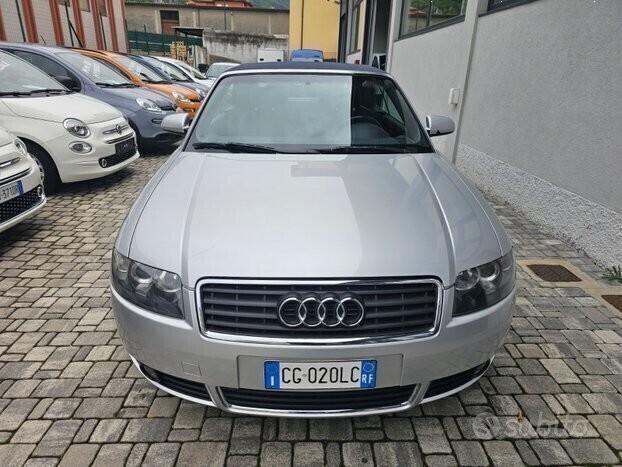 AUDI A4 CABRIO 2.5 V6 tdi 163cv