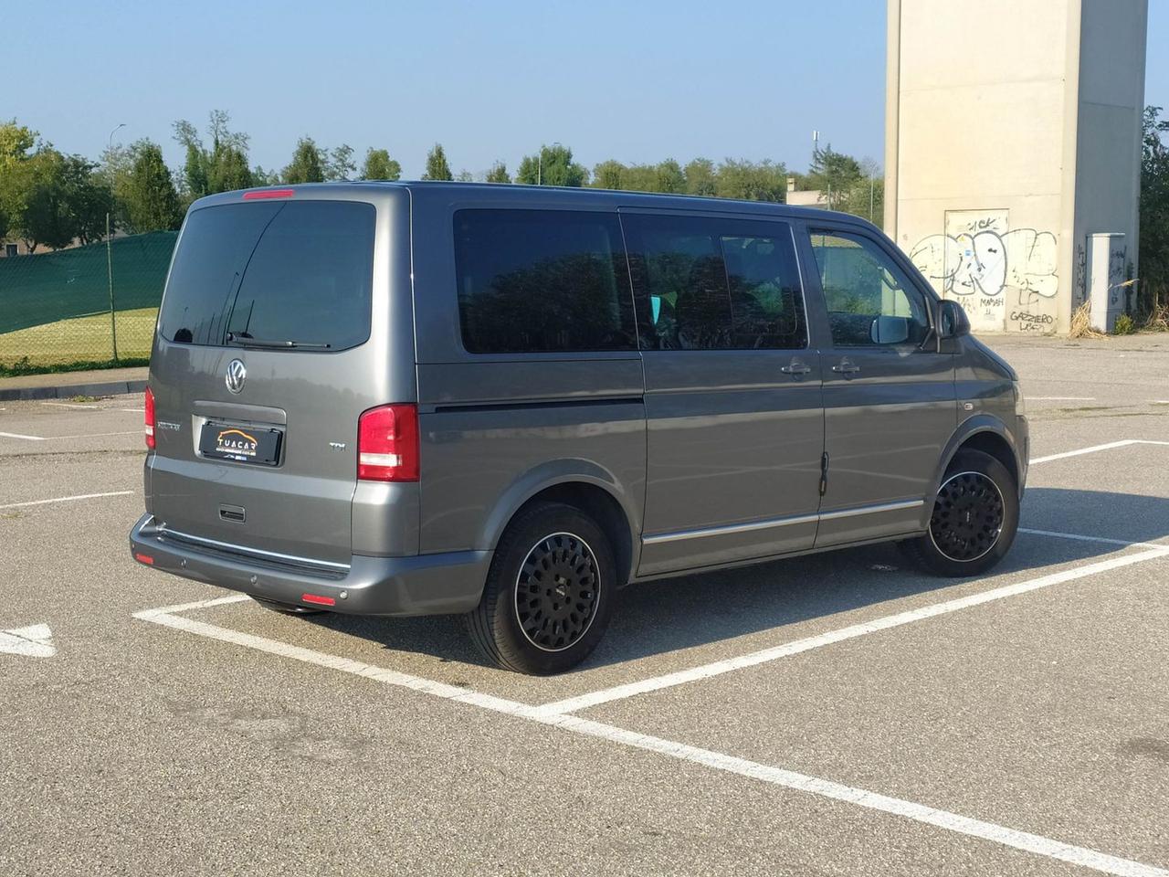 Volkswagen Multivan T5 Highline 2.0 BiTDI #11905