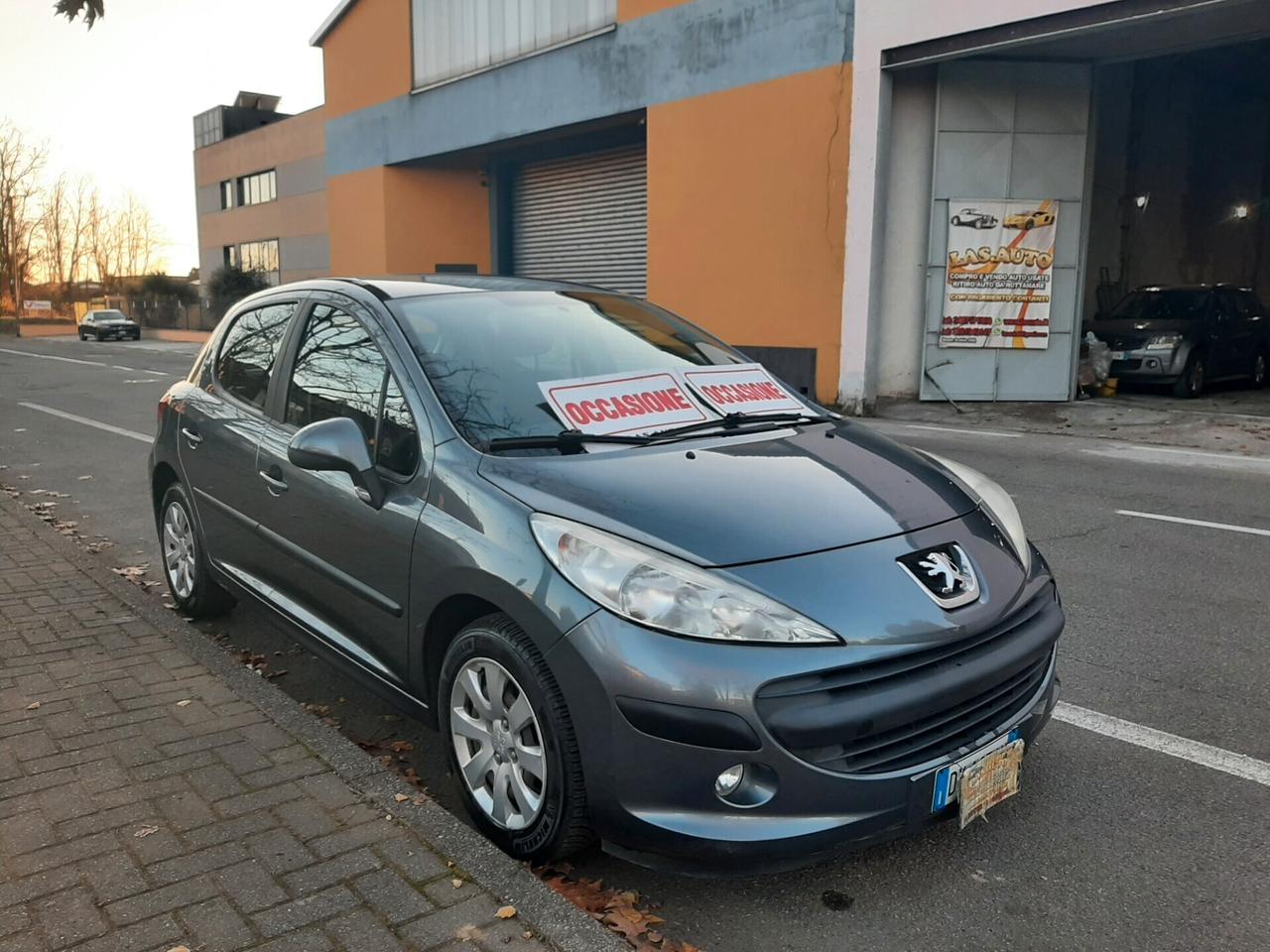 Peugeot 207 1.4 8V 75CV 5p. X Line ECO GPL X NEO PATENTATI A 3.999 EU