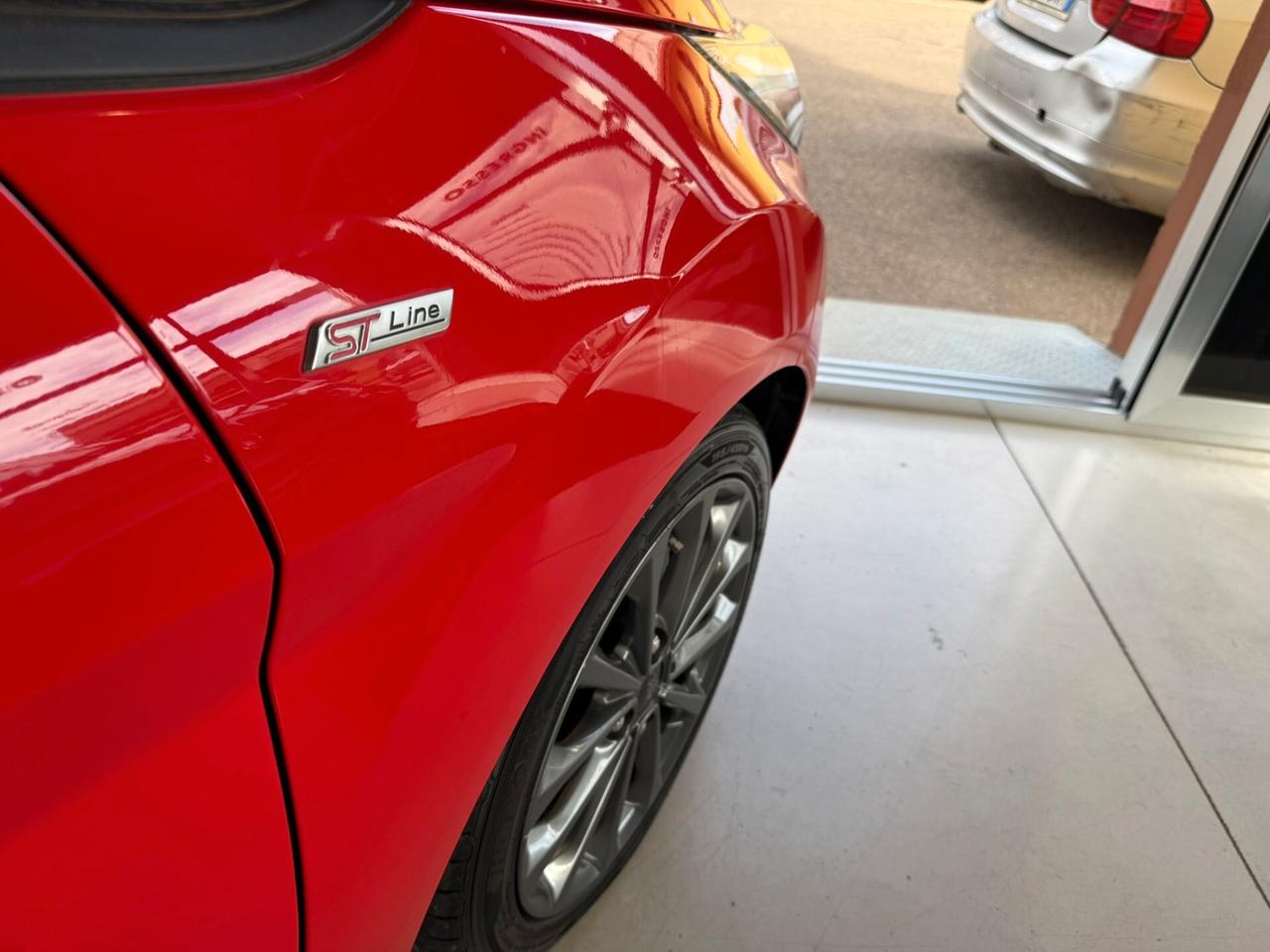 Ford Fiesta 1.5 TDCi 75CV 3 porte ST-Line