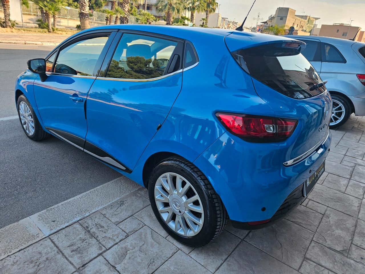 Renault Clio 1.5 dCi 8V 75CV 5 porte Wave