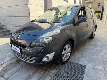 RENAULT Scenic 1.6 16V Dynamique 7POSTI