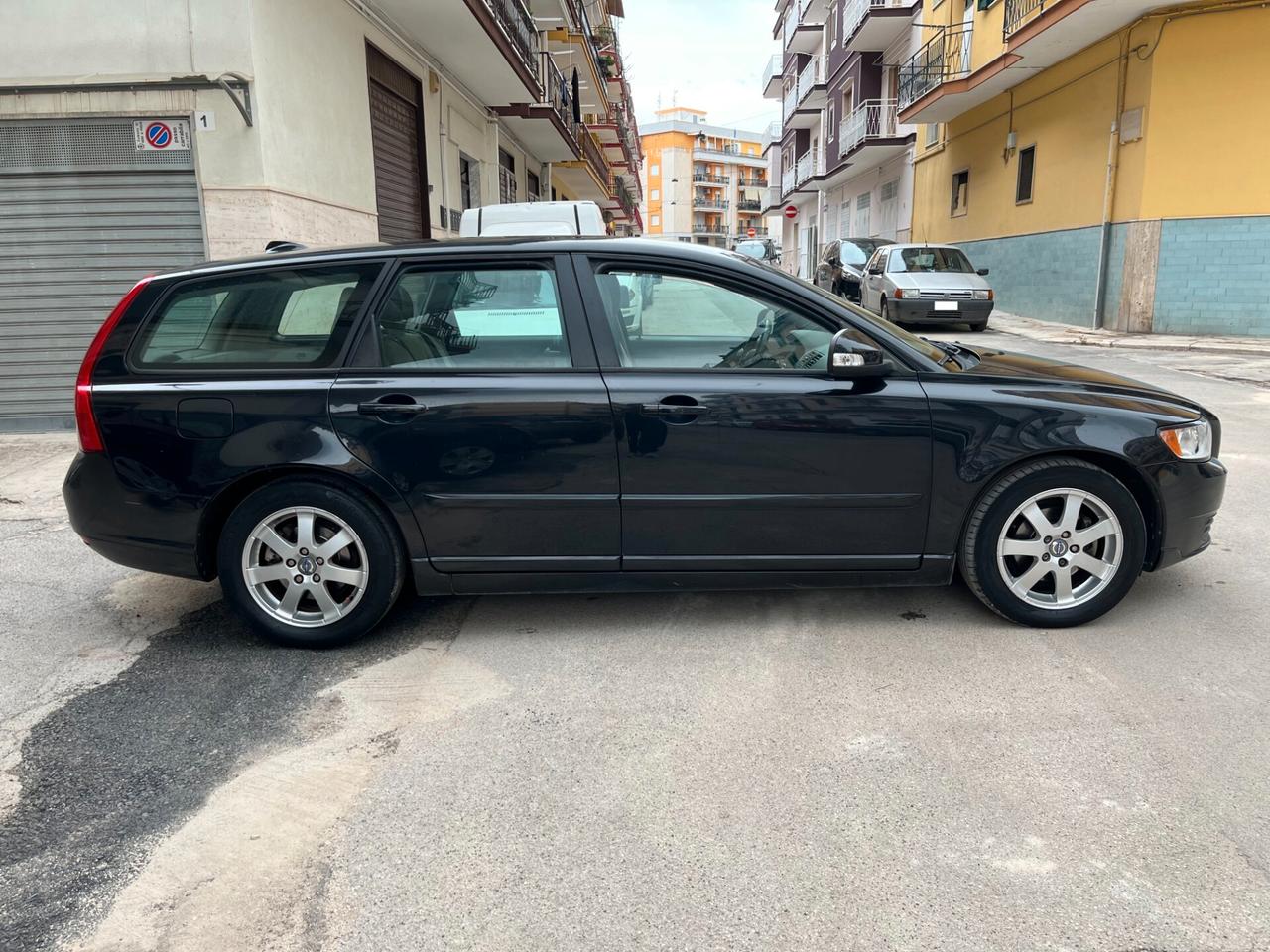 Volvo V50 D2 POLAR